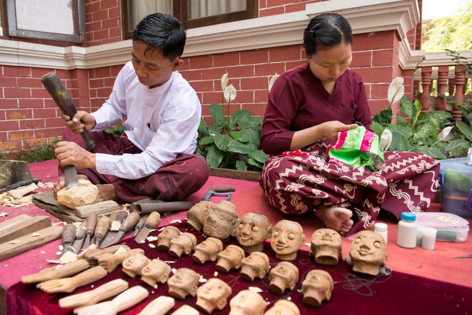 01-SP14-myanmar-puppets-0077