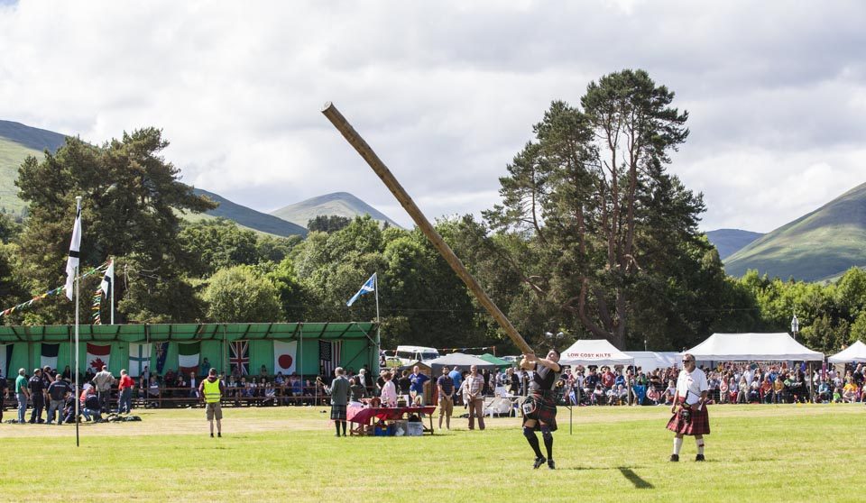 The tossing of the caber was an event that many marveled at. Though origins are nn specific, it's suggested that caber tossing comes from foresters throwing tree trunks into the river and it was a competition amongst them prior to being a tradition in Highland Gatherings. The normal caber weighs about 150 pounds and is about 18 feet long. The sport is judged by style, not distance. Competitors must flip the caber one end over the other and it must land as close to a 12 o'clock position from where it left the hands of the man who tossed it. 