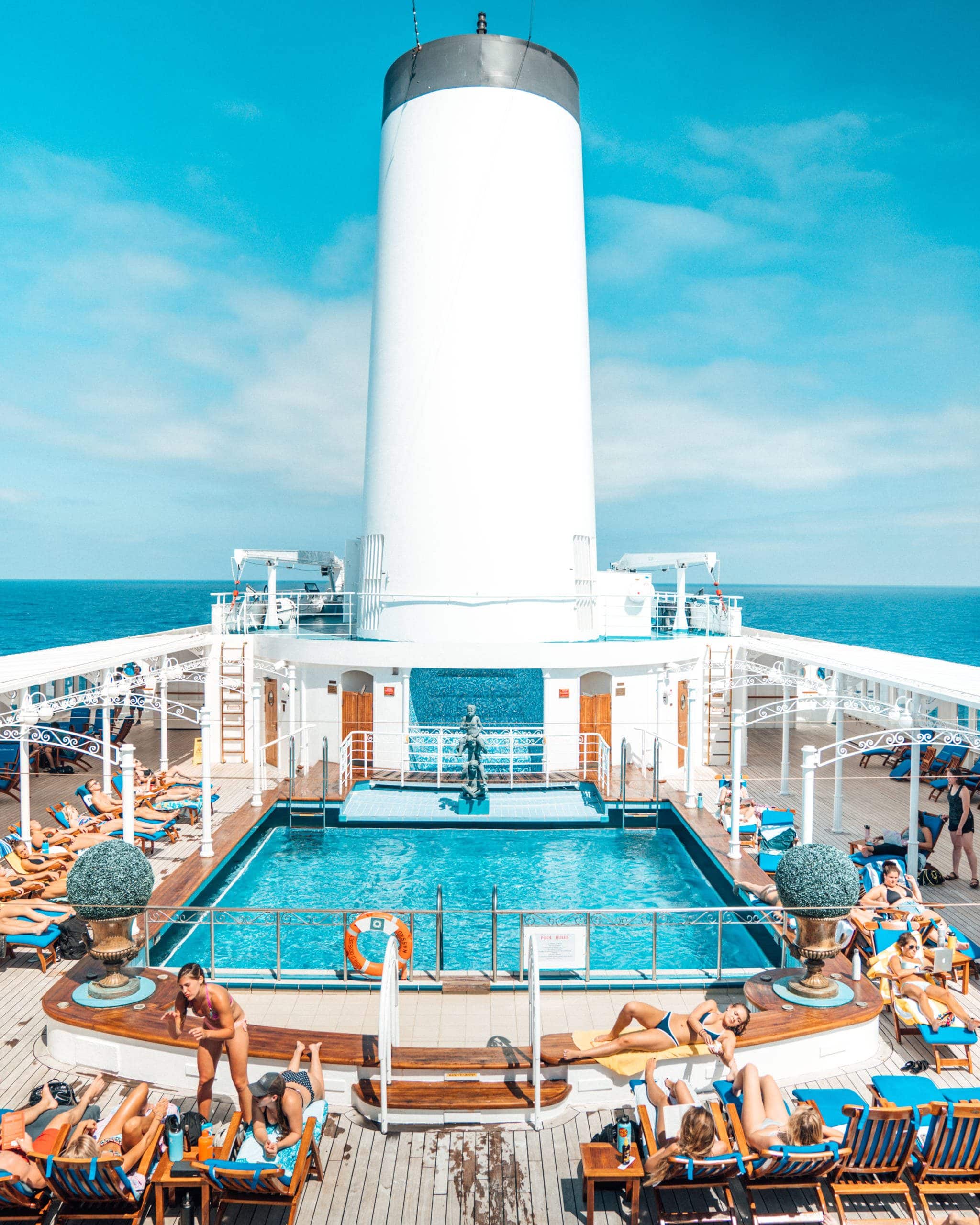 Students Share Early Impressions of Fall 2018 Voyage Semester at Sea